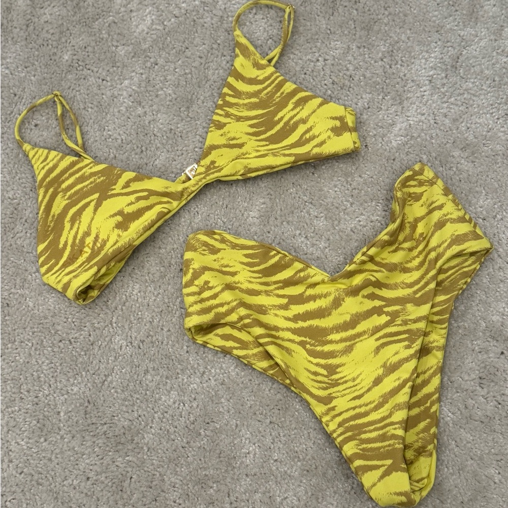 Skatie “tropicale” bikini